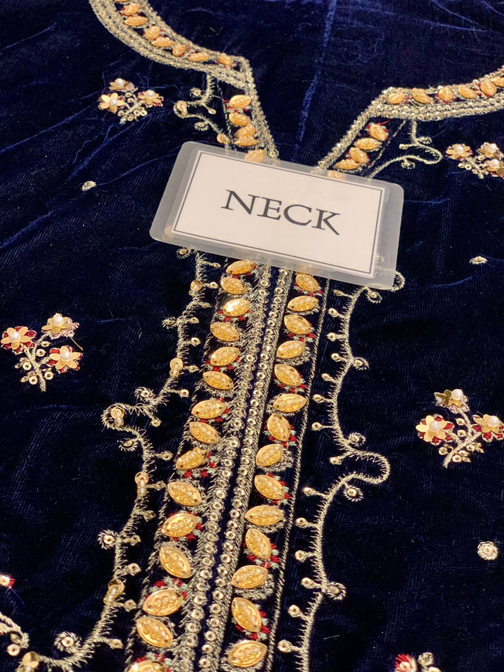 Qalamkar Velvet Suit-Aarasta