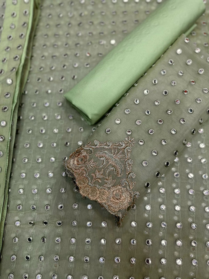 Rang e Haya Chiffon Suit-Aarasta