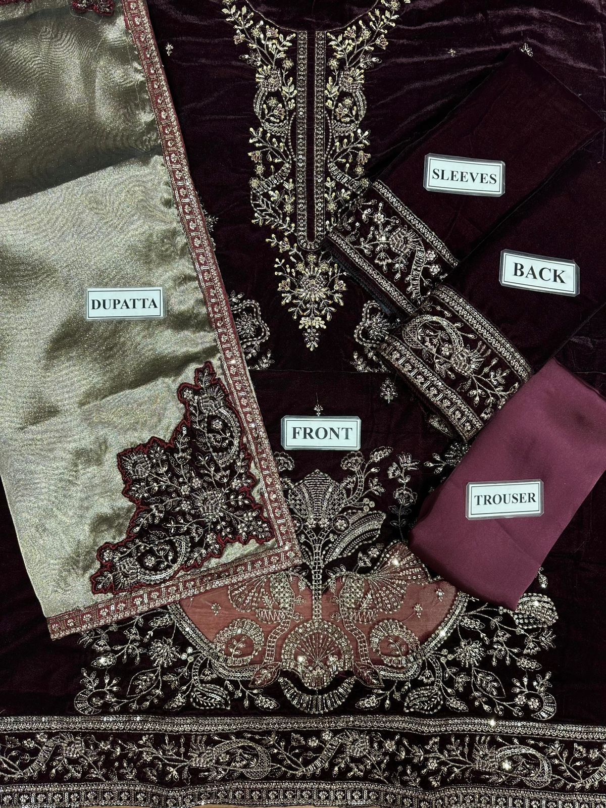 Tawakkal Velvet Suit-Aarasta