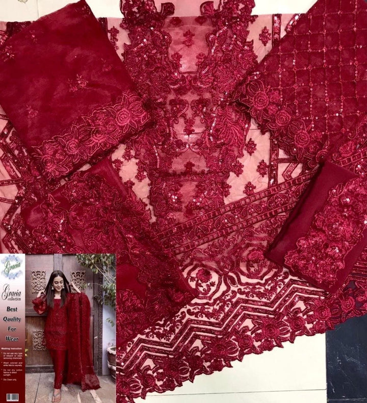 Zainab Chottani Net Suit-Aarasta