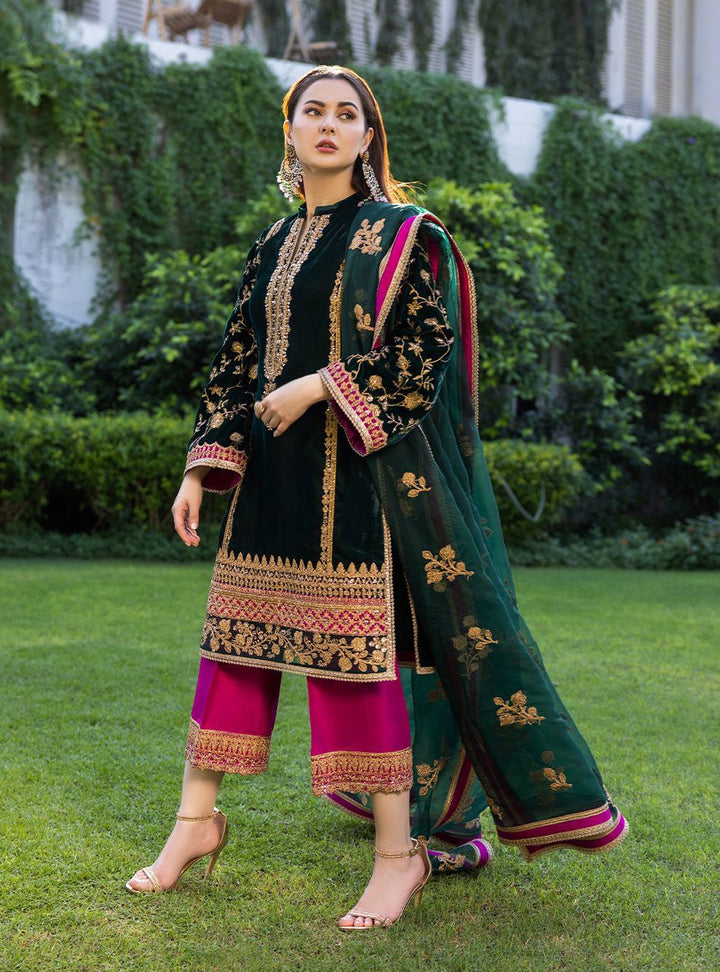 Zainab Chottani Velvet Suit-Aarasta