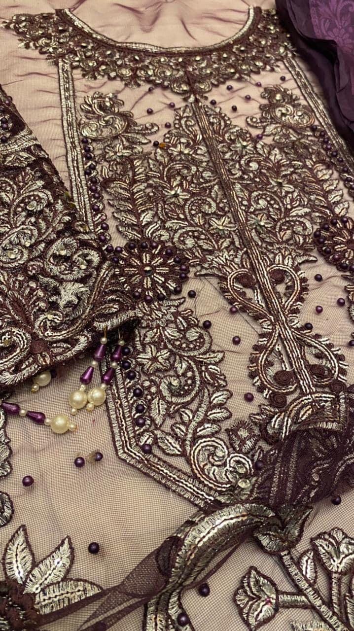 Zainab Chottani Net Suit-Aarasta