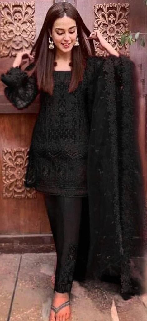 Zainab Chottani Net Suit-Black-Net-Aarasta